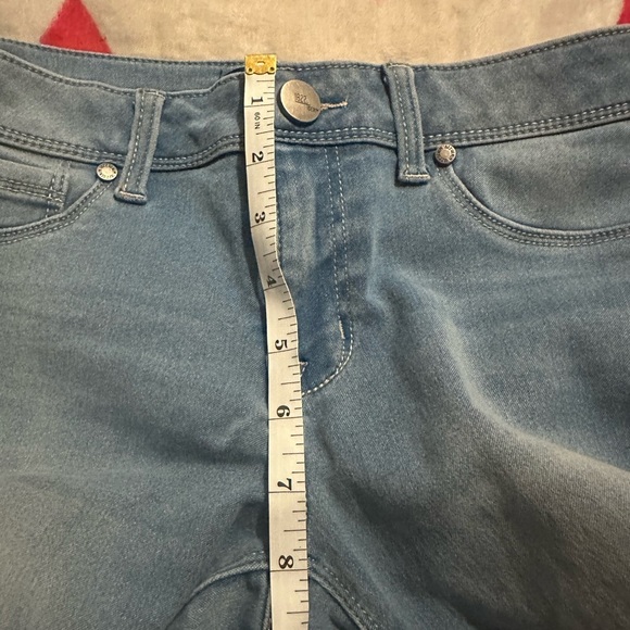 1822 Denim Butter Mid Rise Skinny Jeans - Picture 7 of 11